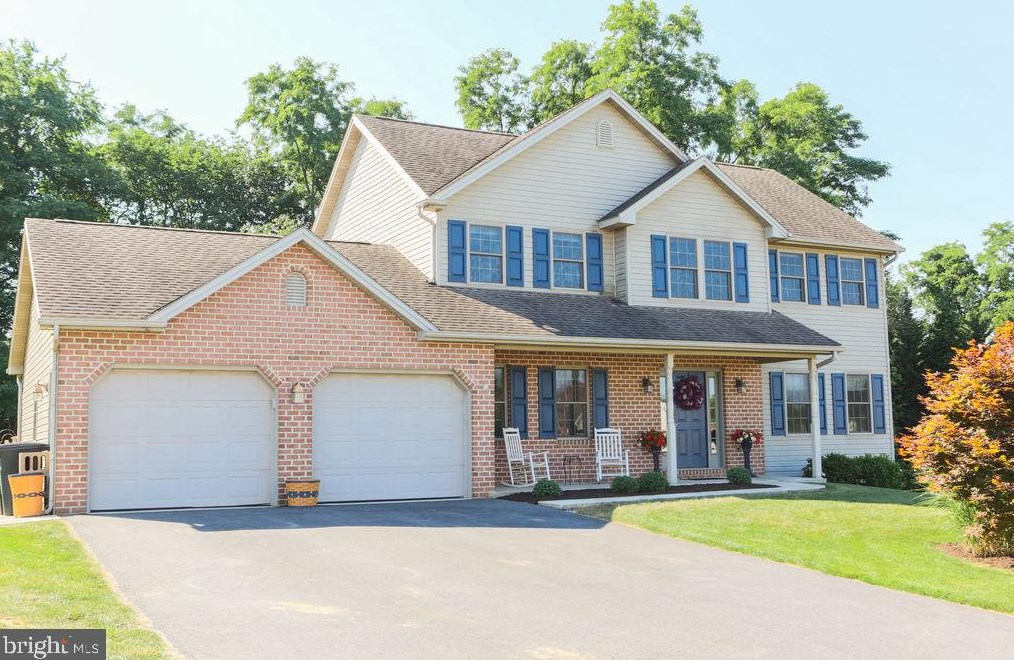 403 Scott Dr, Lees Cross Roads, PA 17257