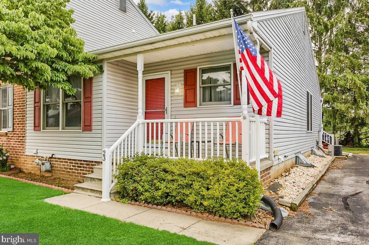23 Brian Dr, Carlisle, PA 17015