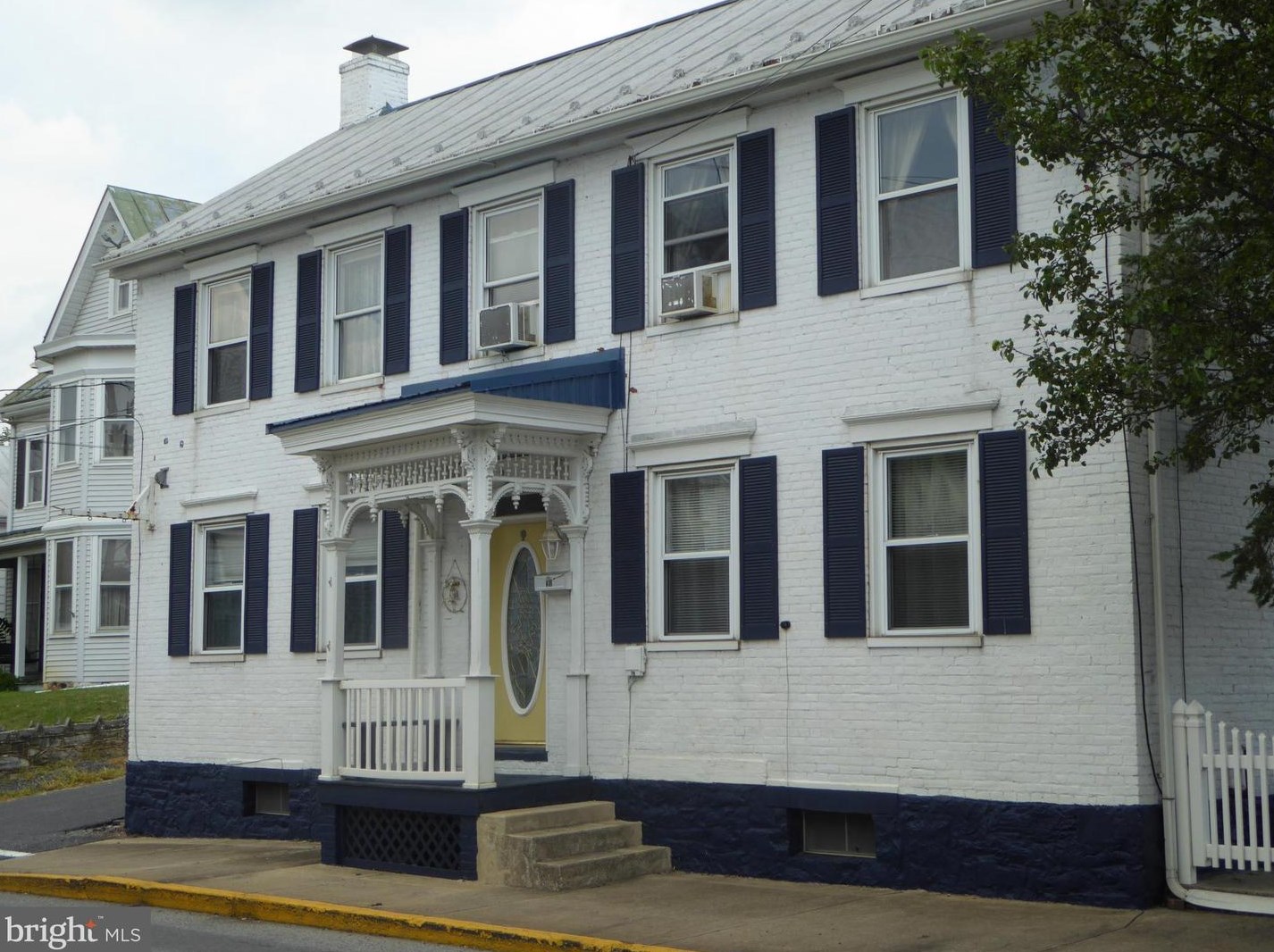 21 N High St, North Newton, PA 17241
