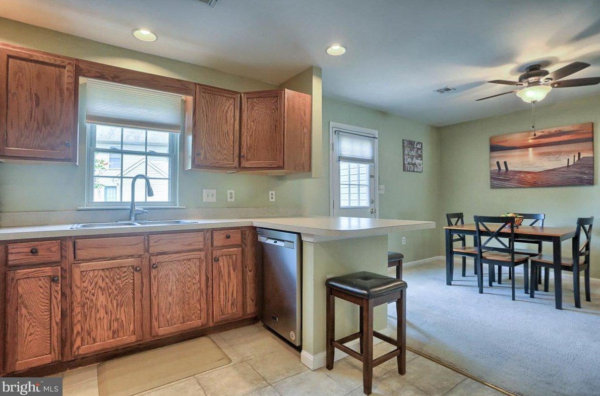 394 Stonehedge Ln, Navy Sup Dpt, PA 17055