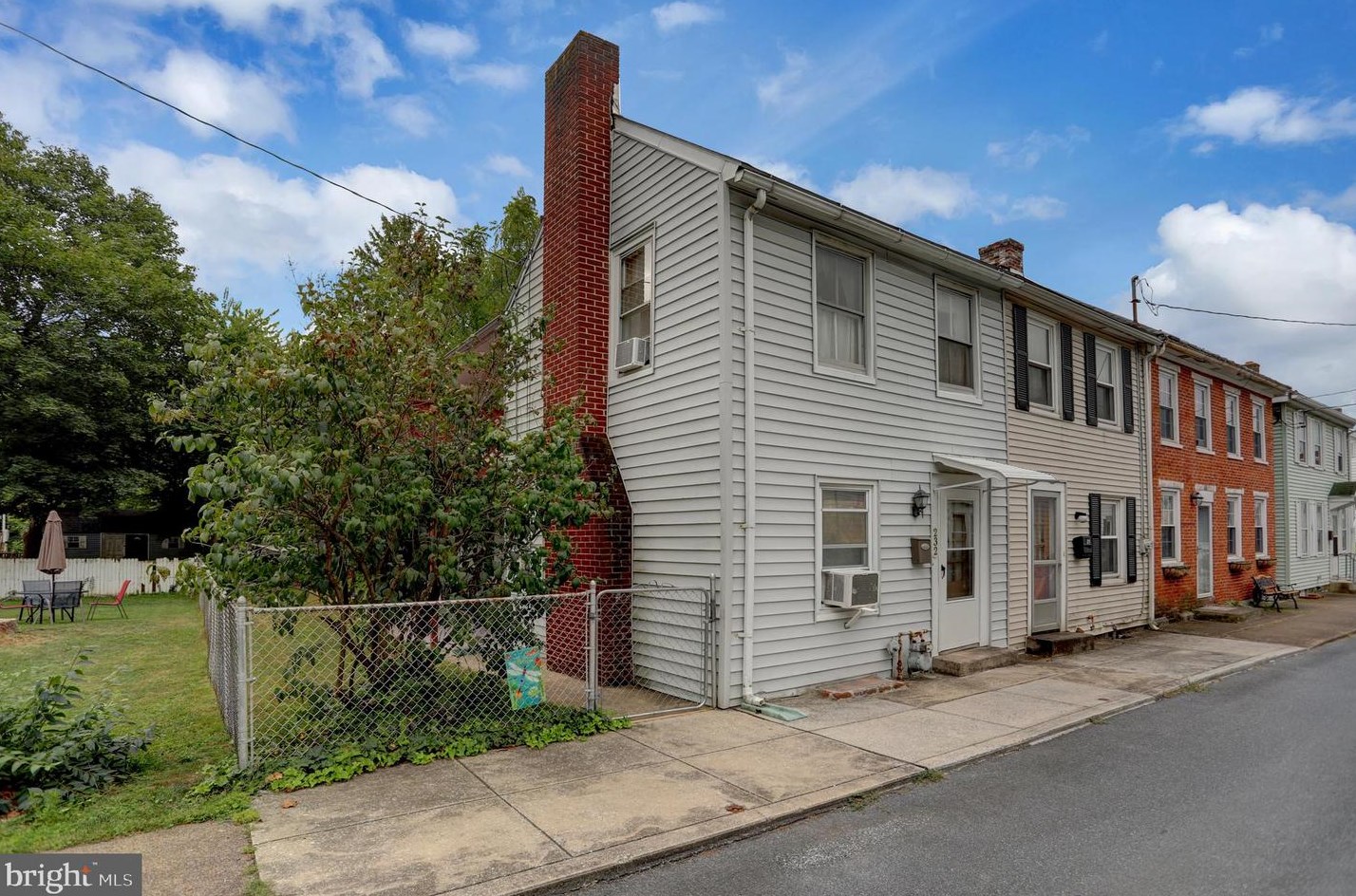 232 E Locust St, Navy Sup Dpt, PA 17055