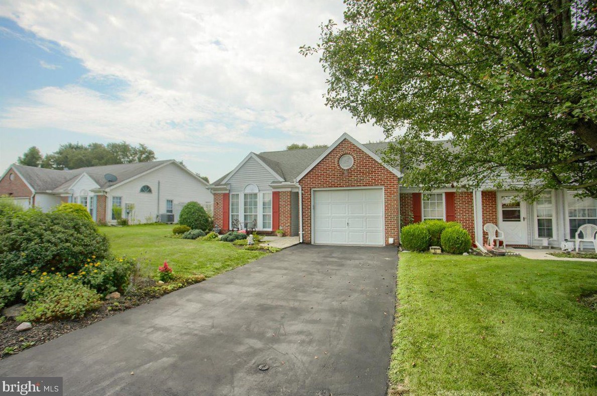 9 Pheasant St, Navy Sup Dpt, PA 17050