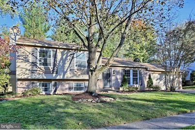 811 Briarwood Lane - Photo 1