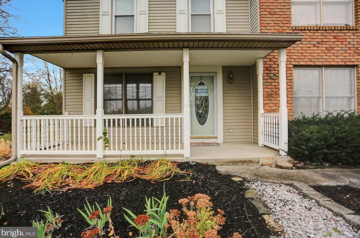 240 Cranes Gap Rd, Carlisle, PA 17013-9636
