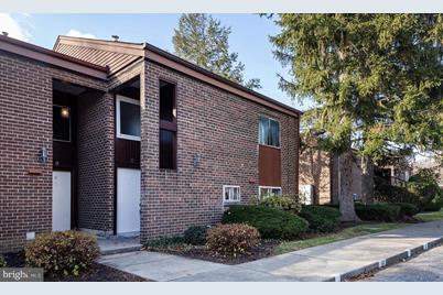 12 Campbell Place - Photo 1