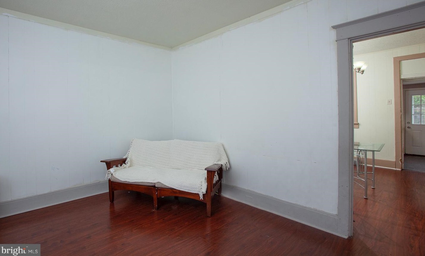 2014 Derry St, Harrisburg PA  17104-2301 exterior