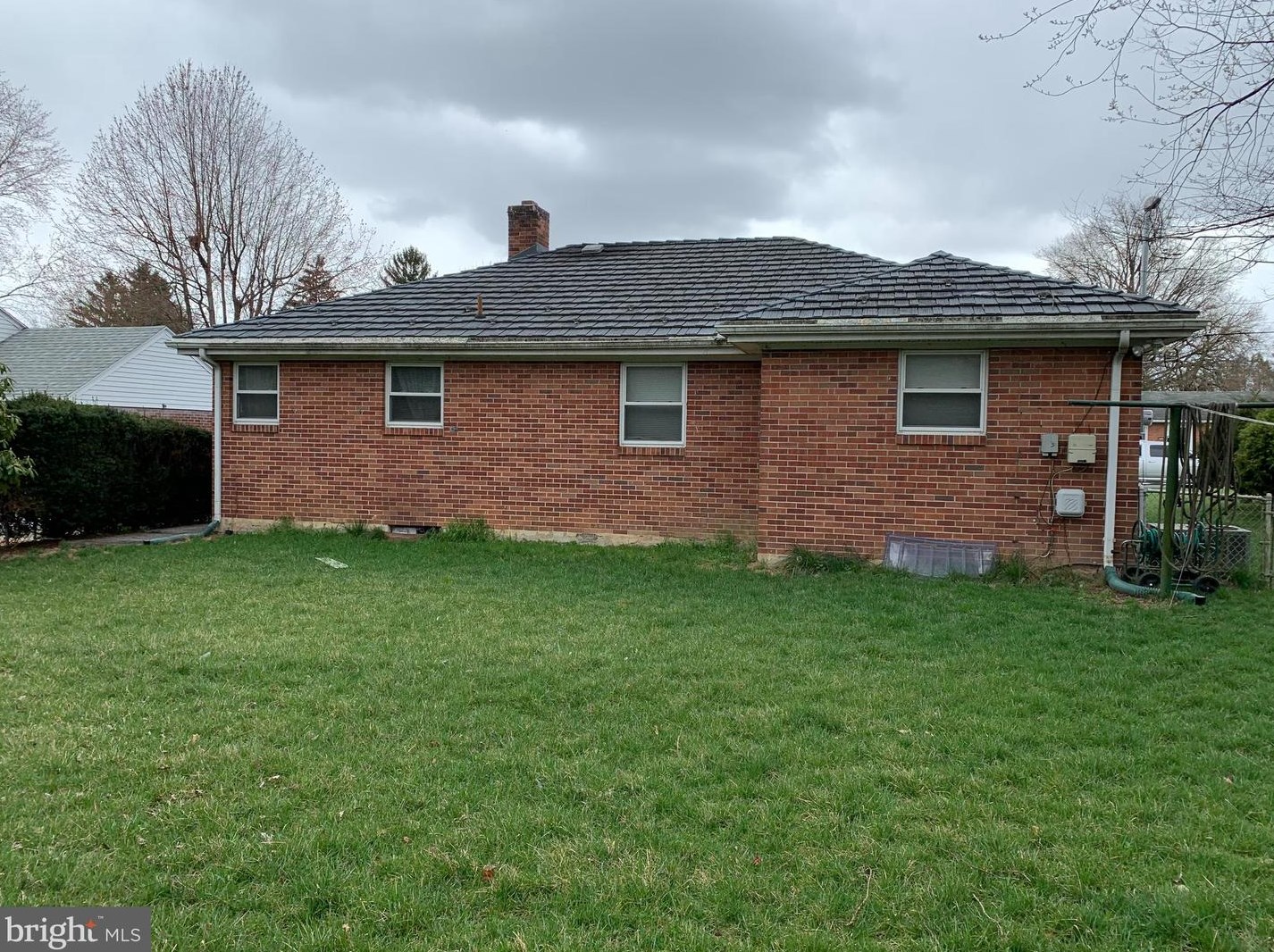 2914 Brookwood St, Harrisburg, PA 17111-1711