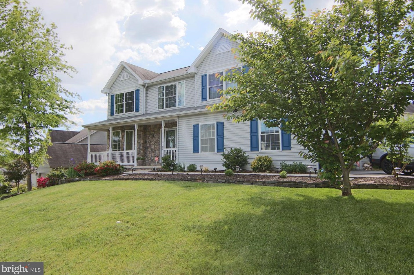 271 Keystone Dr, Hbg Inter Airp, PA 17057-5605