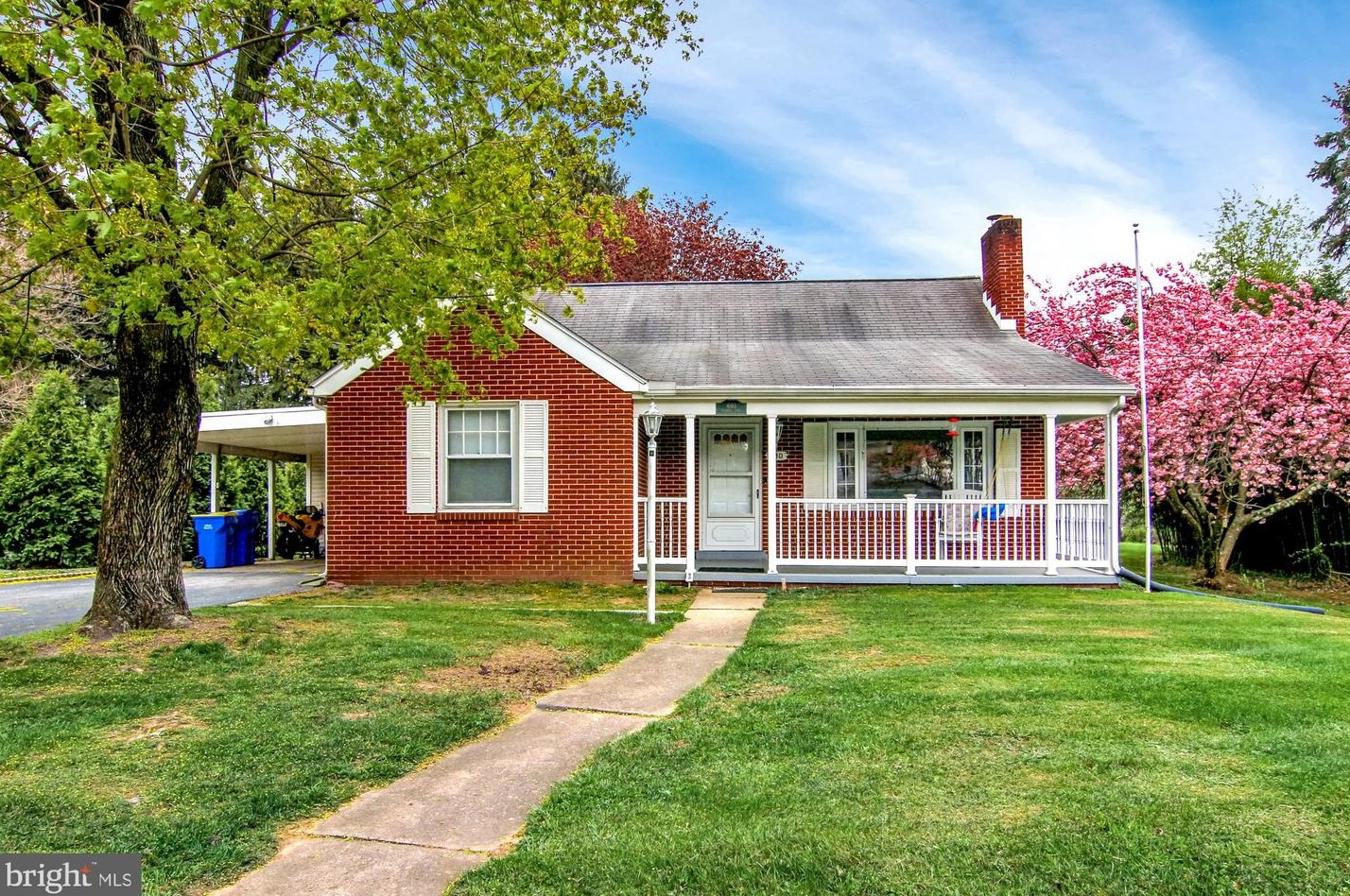 680 Keckler Rd, Harrisburg, PA 17111-3163