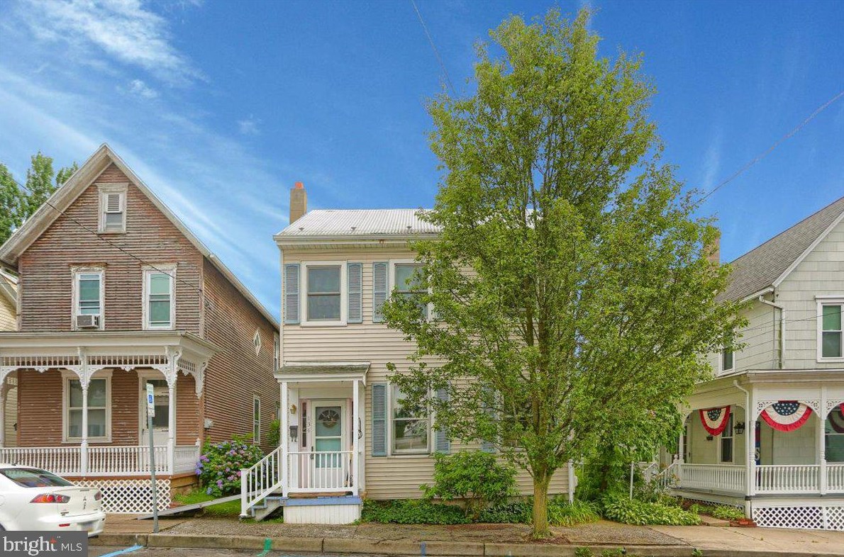 134 Pine St, Lenkerville, PA 17061-1350