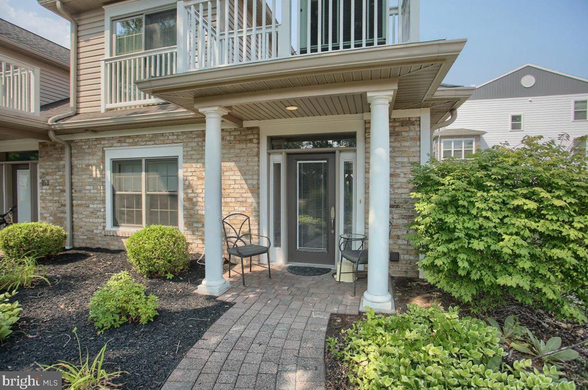 162 High Pointe Dr, Hummelstown, PA 17036