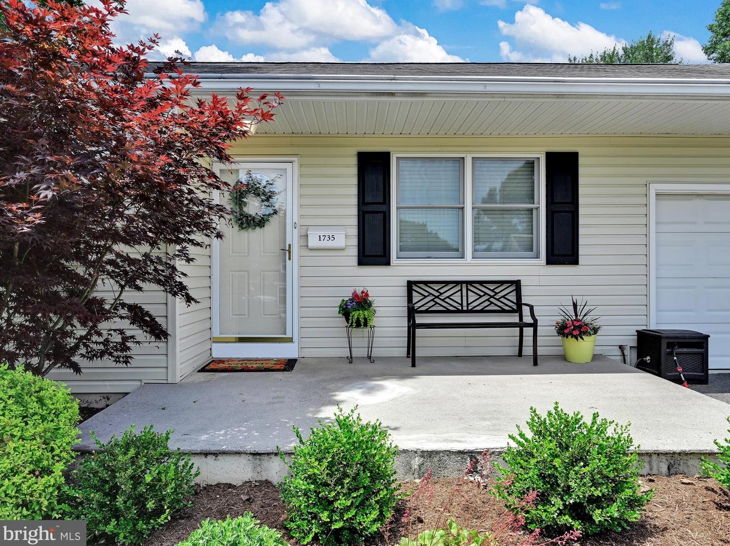 1735 E Caracas Ave, Swatara, PA 17033