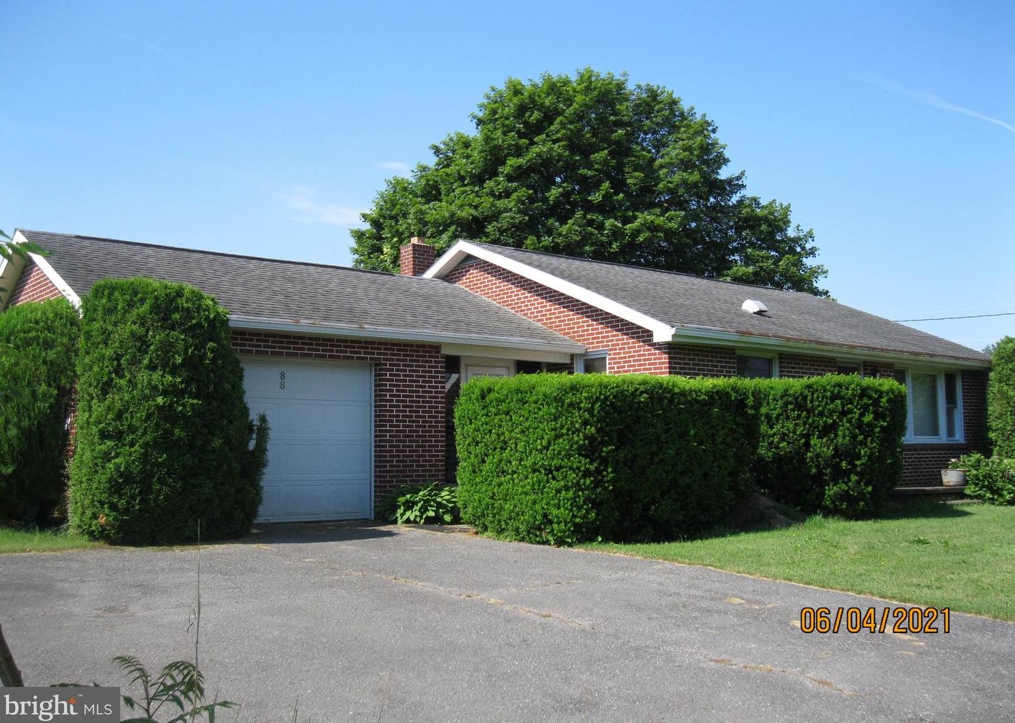 88 Powells Valley Rd, Powells Vly, PA 17032