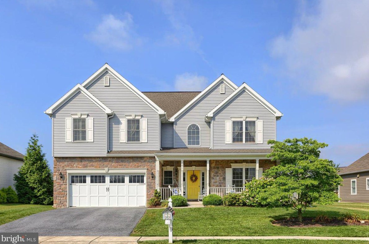 161 Scenic Ridge Dr, Hummelstown, PA 17036