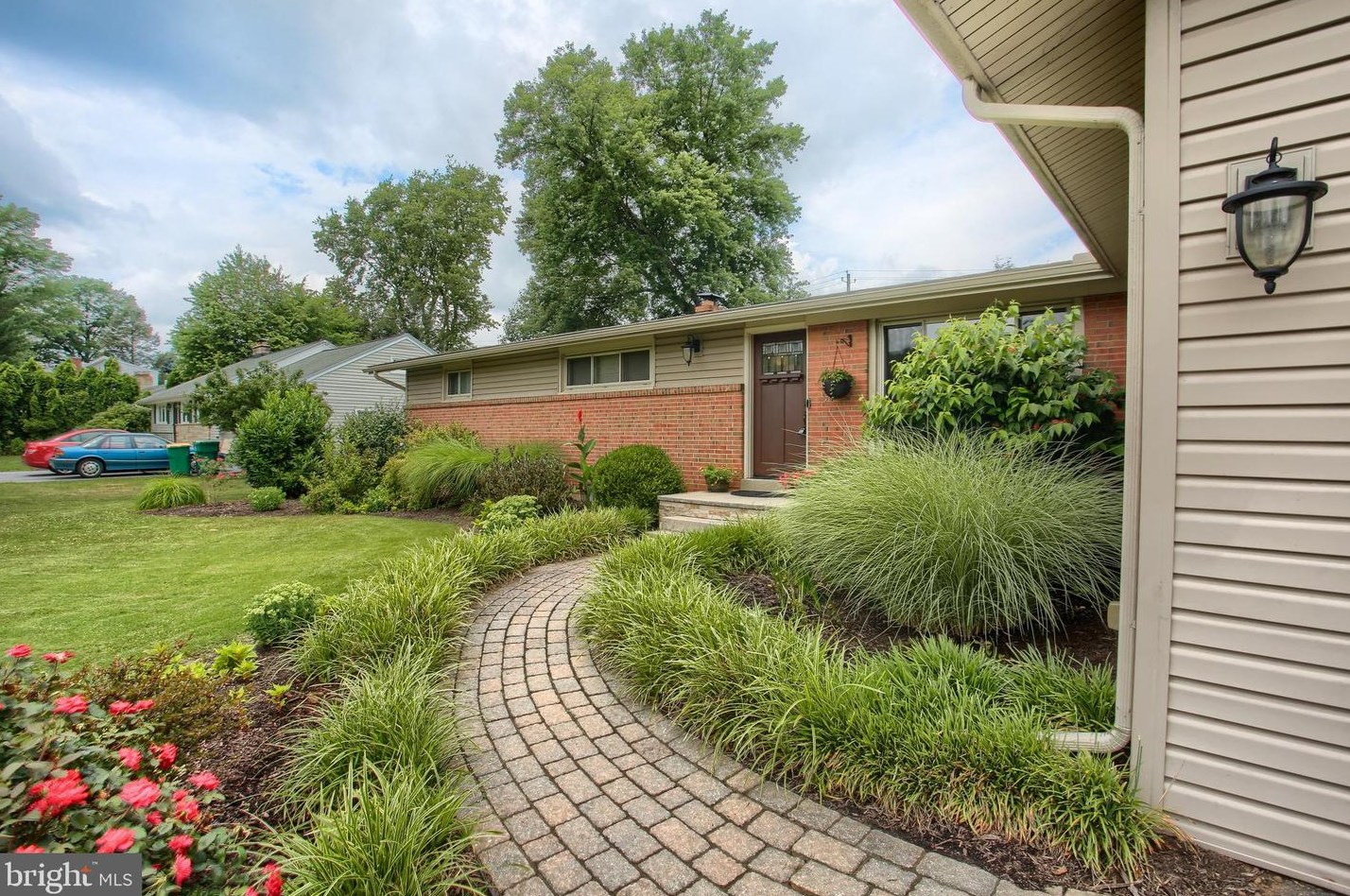 135 E Glenn Rd, Swatara, PA 17033