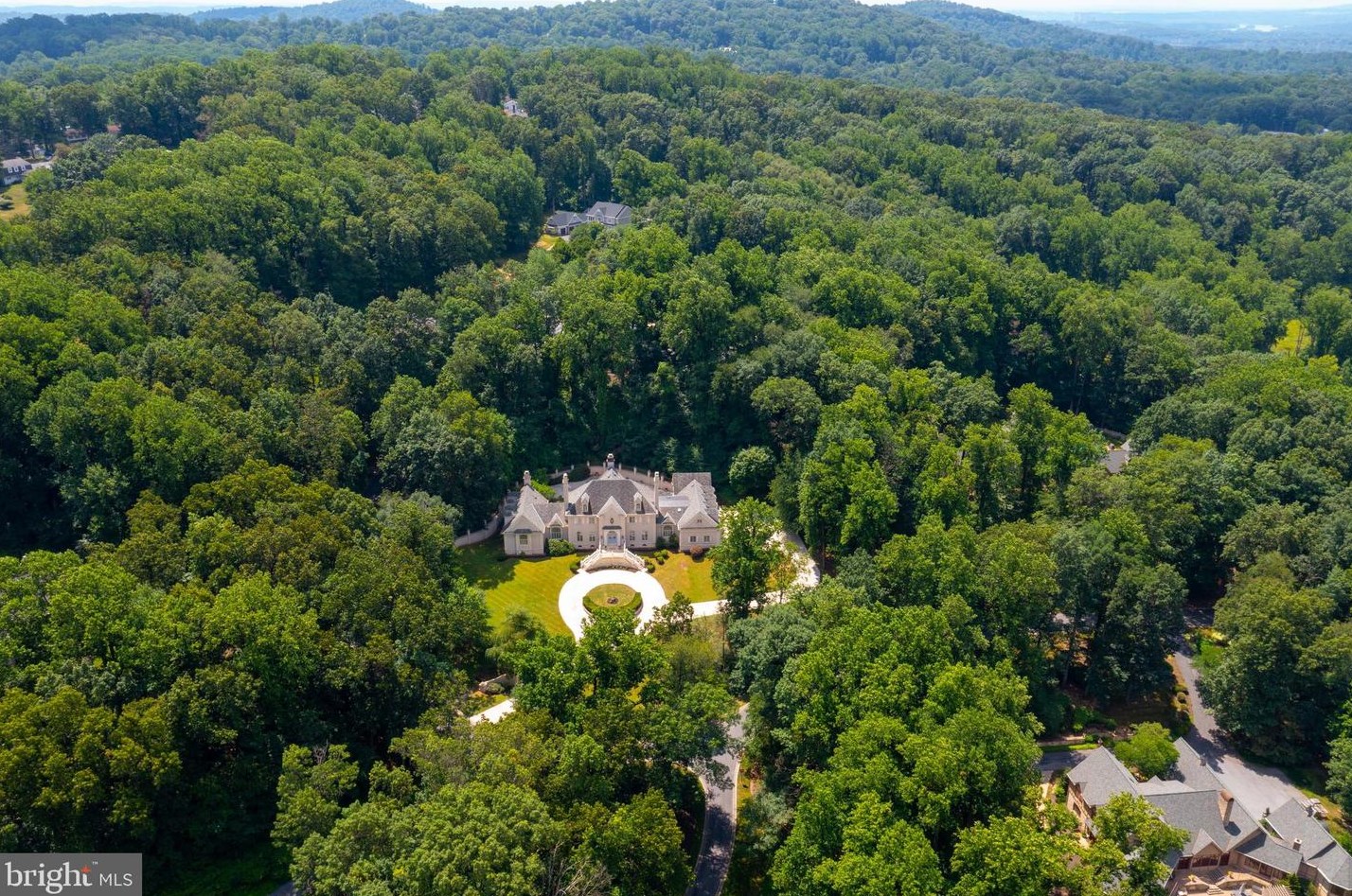 1320 Wyndham Rd, Hummelstown, PA 17036