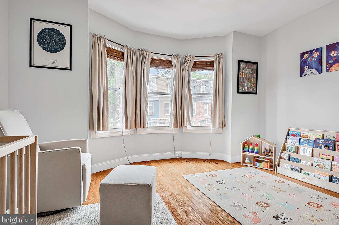 431 Harris St, Harrisburg PA  17102-1661 exterior