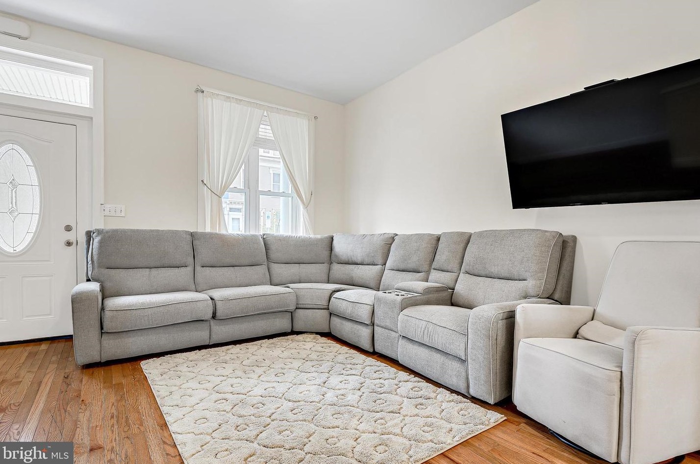 431 Harris St, Harrisburg PA  17102-1661 exterior