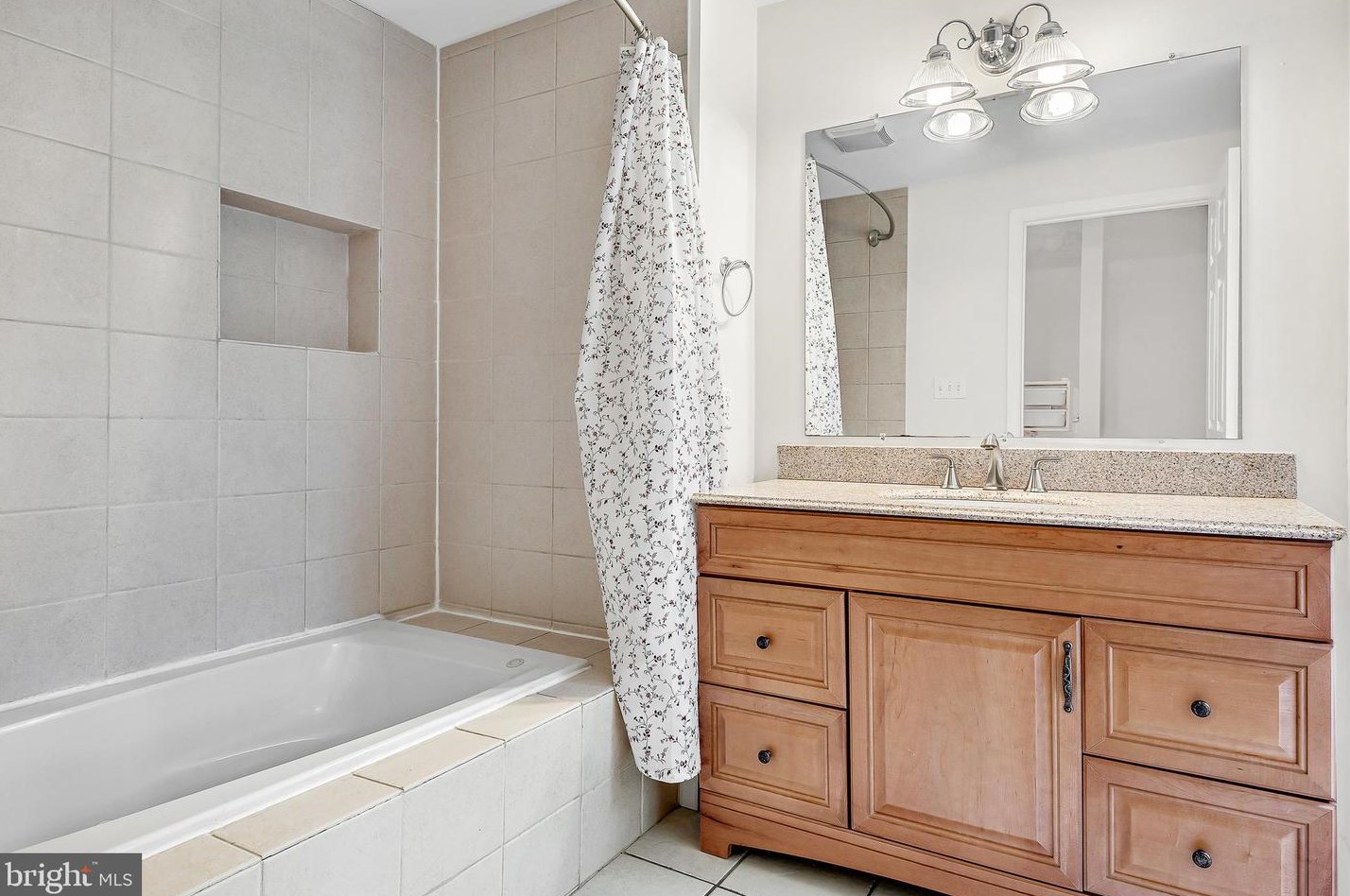 431 Harris St, Harrisburg PA  17102-1661 exterior