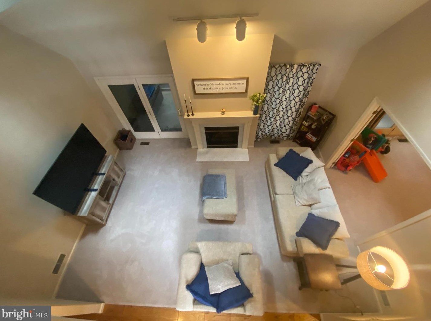 729 Heiden Dr, Hummelstown, PA 17036