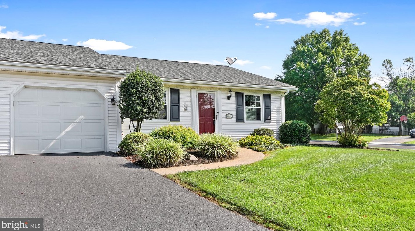 1801 Brentwood Dr, Hbg Inter Airp, PA 17057-3478