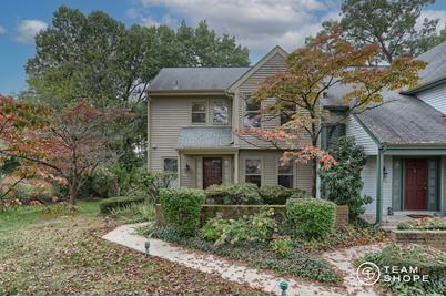 1128 Peggy Drive - Photo 1