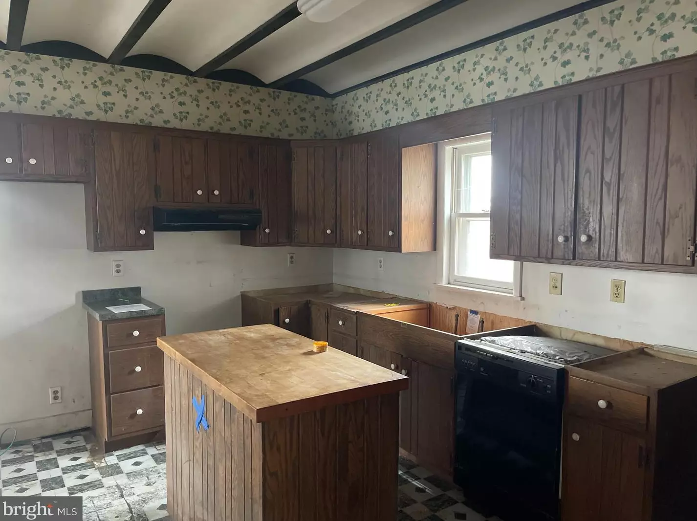 457 2nd St, Highspire, PA 17034