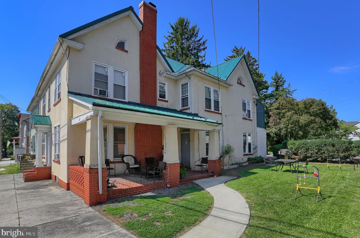 49 Franklin St, Chambersburg, PA 17201-2056