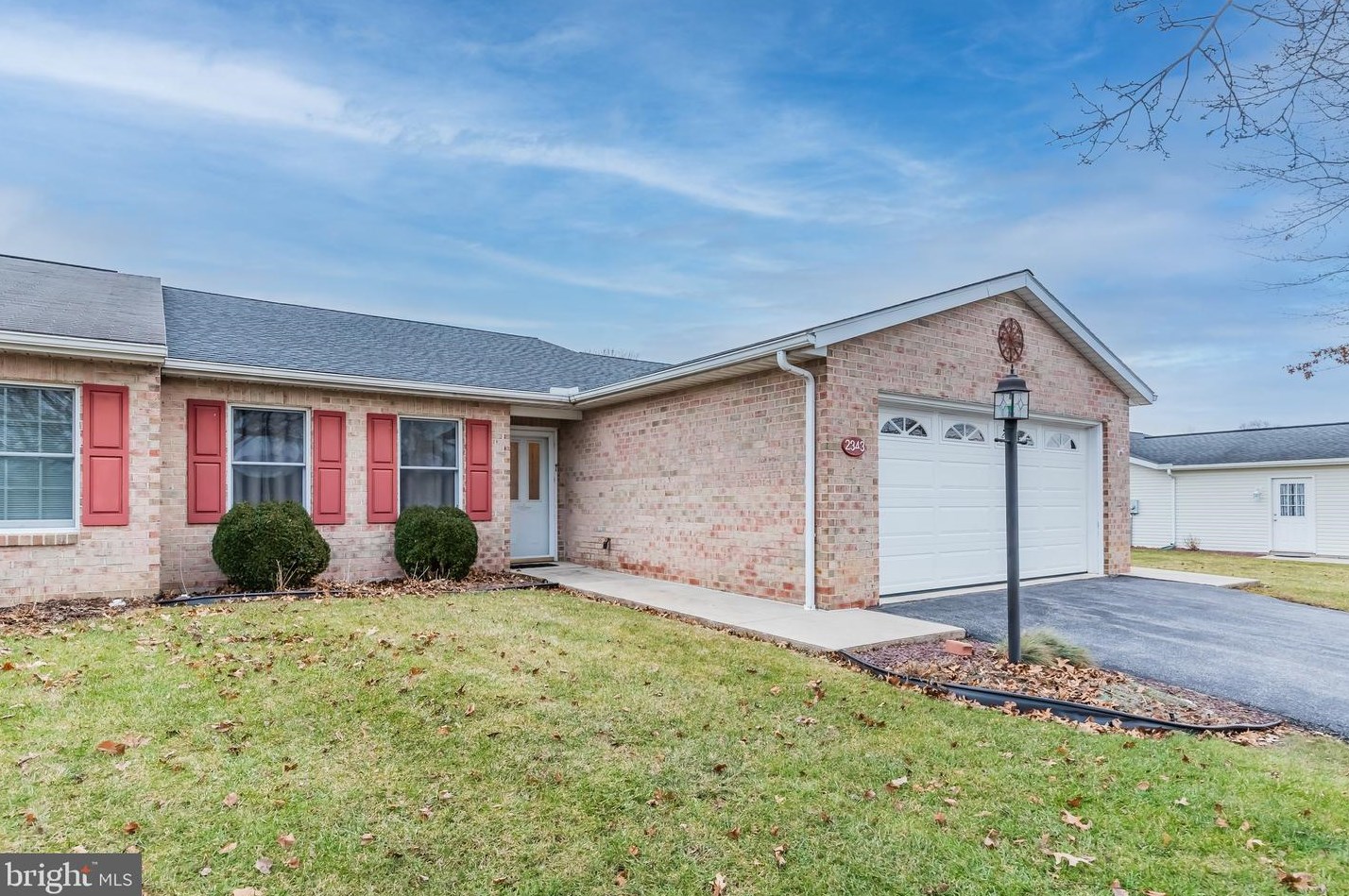 2343 Mccleary Dr, Chambersburg, PA 17201-7940