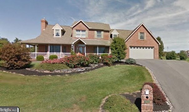 1325 Spring Side Dr, Chambersburg, PA 17202-4720