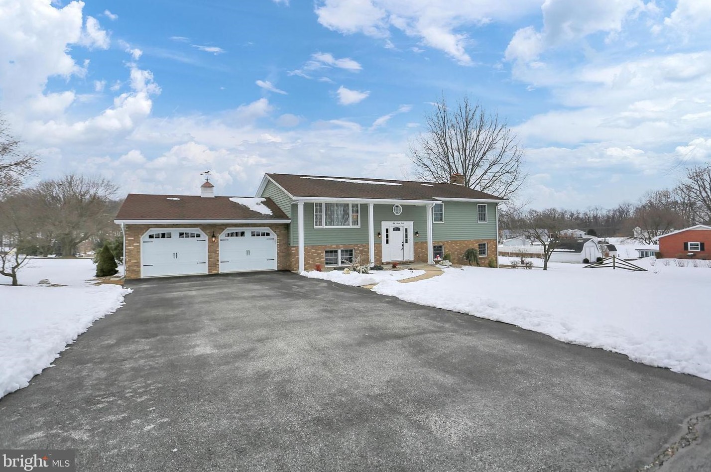 5740 Oakwood Dr, Dickey, PA 17236-9401
