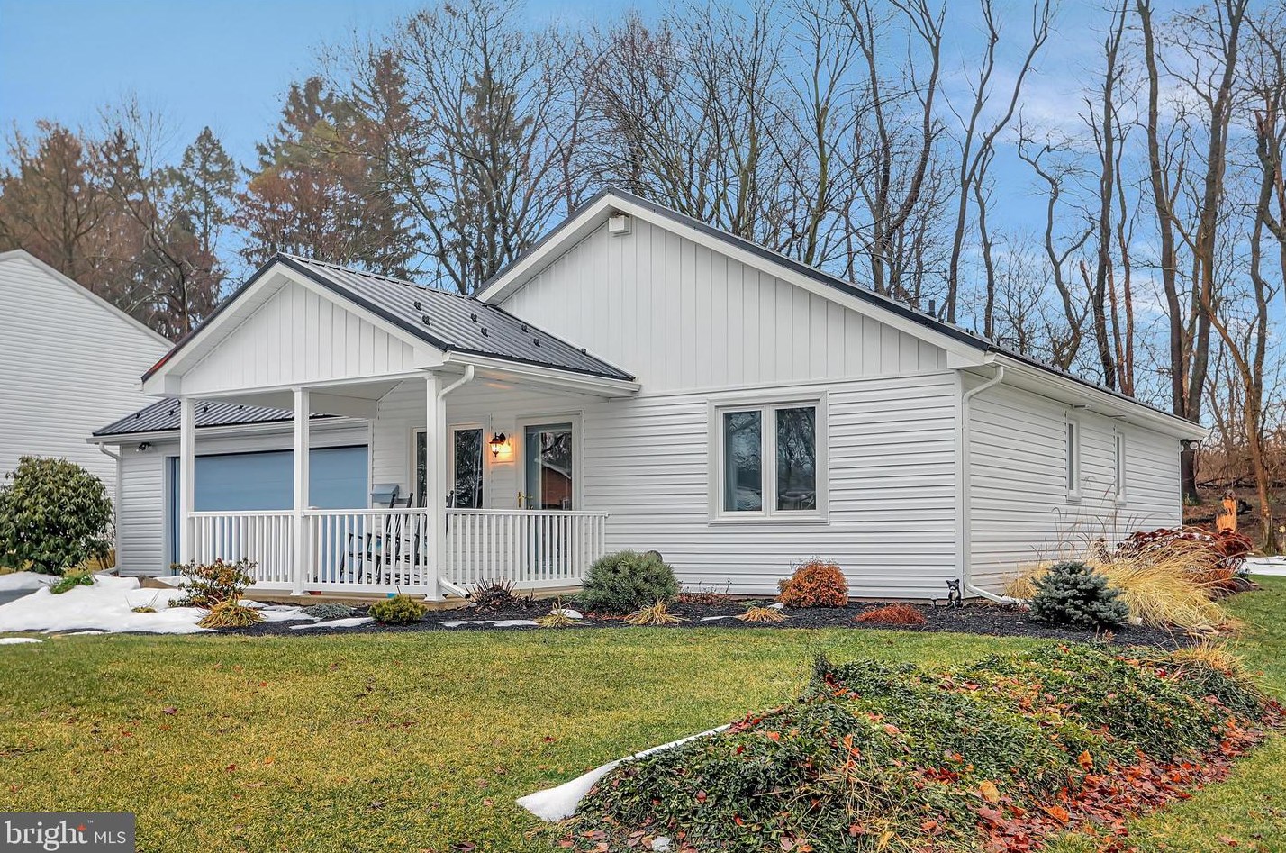 80 Edgelea Dr, Chambersburg, PA 17201-1390