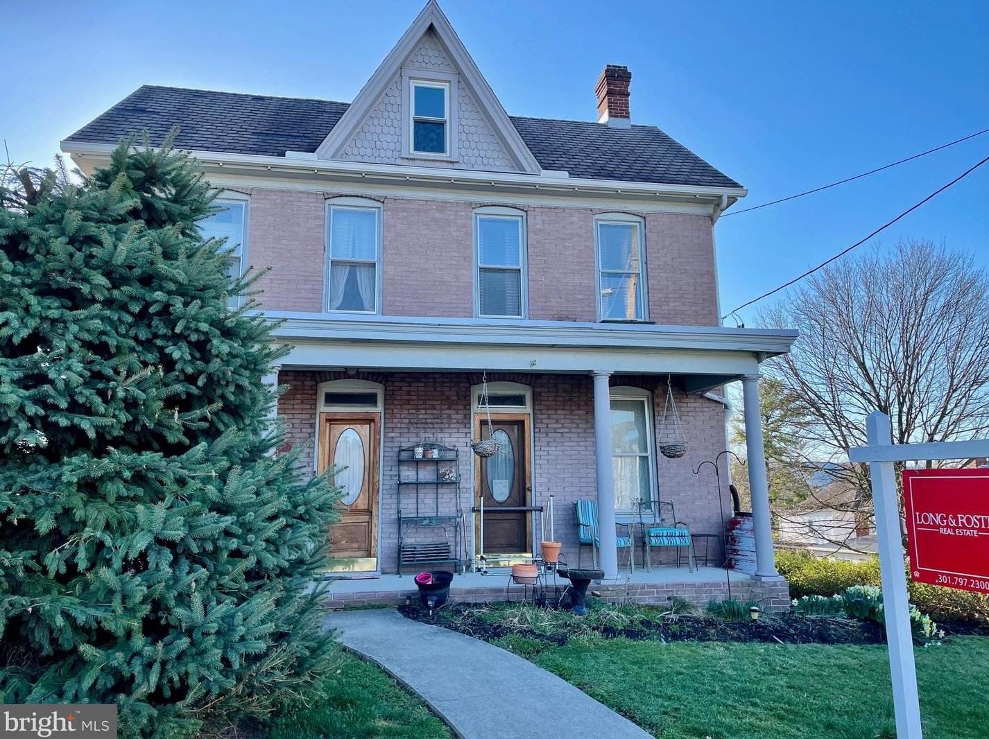 109 Sunnyside Ave, Roadside, PA 17268-2524