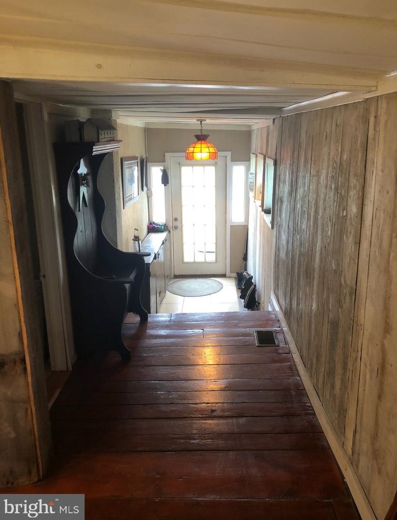 4069 Bullitt Rd, Upton, PA 17225