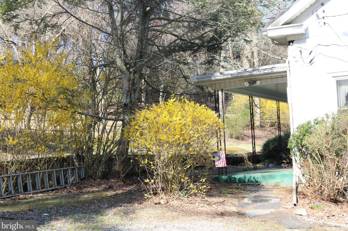 13081 Buena Vista Rd, Roadside, PA 17268-8447