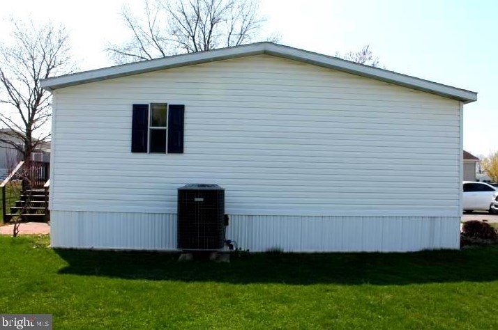 5678 Claridge Ct, Fayetteville, PA 17222
