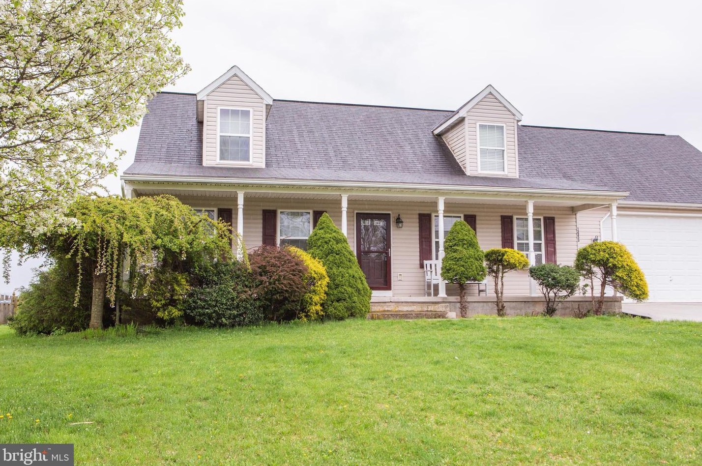 12253 Red Hawk Dr, Roadside, PA 17268-8320