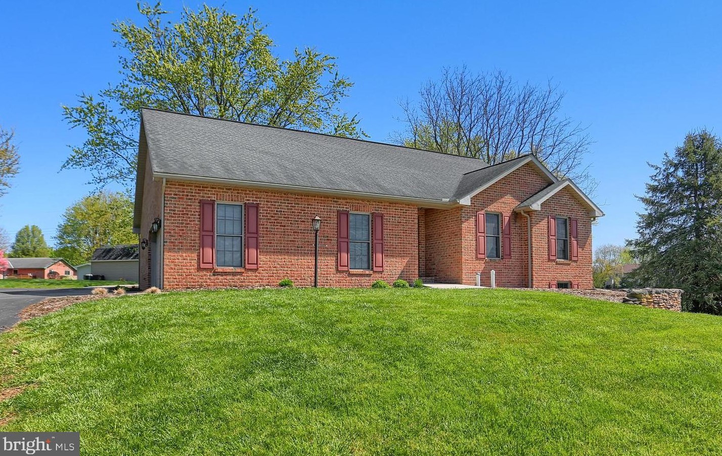 740 Joy Dr, Upton, PA 17225