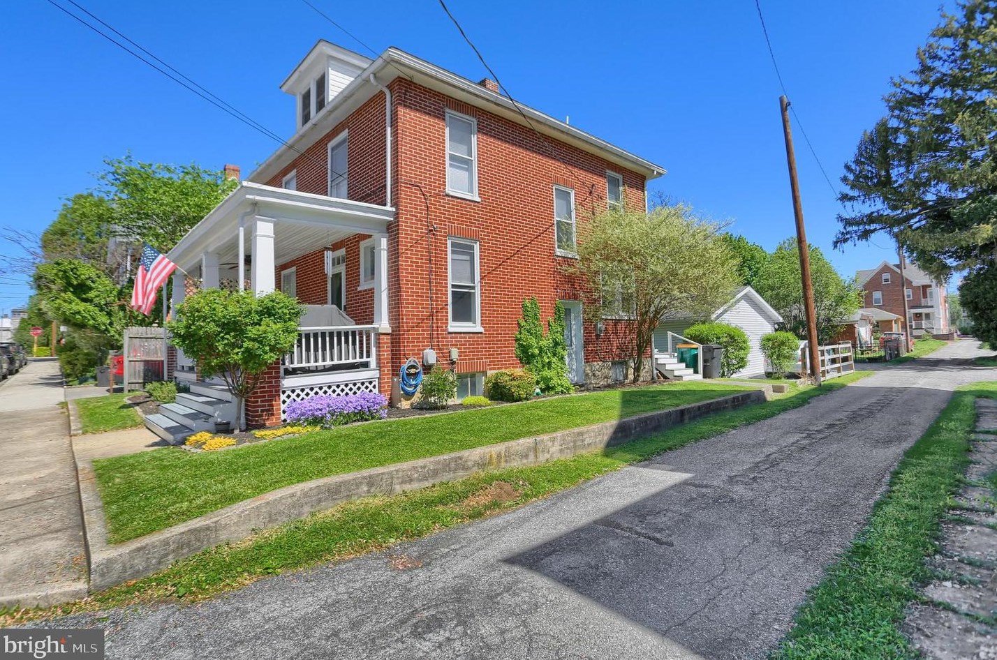 3 Pen Mar St, Roadside, PA 17268-1629