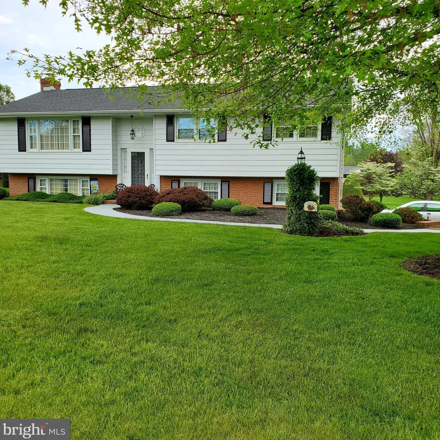 13391 Meadowview Ave, Roadside, PA 17268-9405