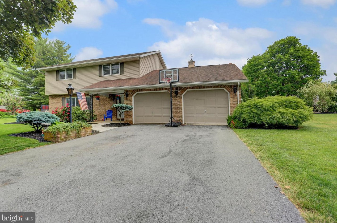 505 N Allison St, Upton, PA 17225