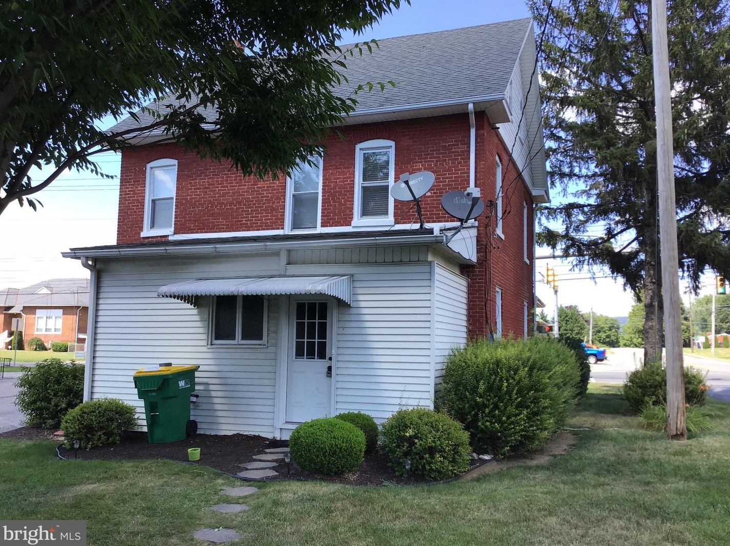 1822 E Main St, Roadside, PA 17268
