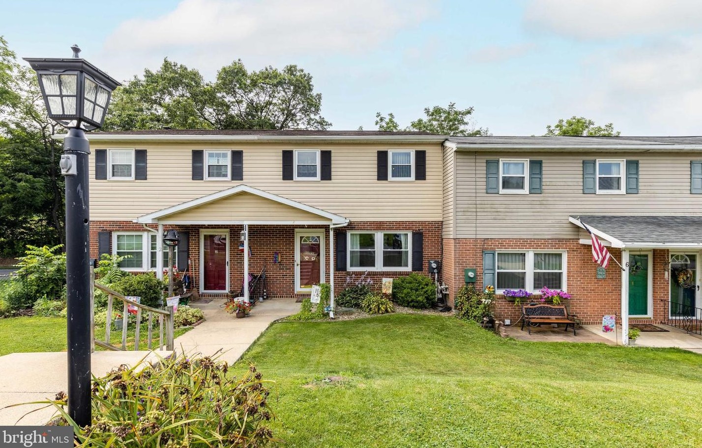 4 Nottingham Dr, Chambersburg, PA 17201-8753