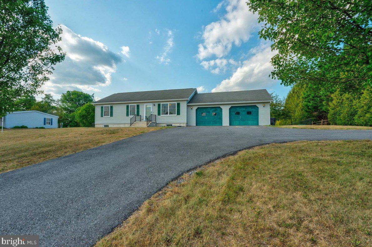 6211 Hager Rd, Upton, PA 17225