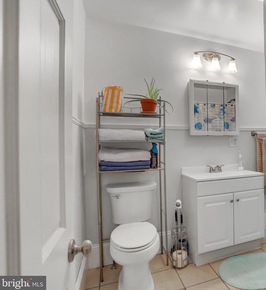 266 Philadelphia Ave, Chambersburg PA  17201-8931 exterior