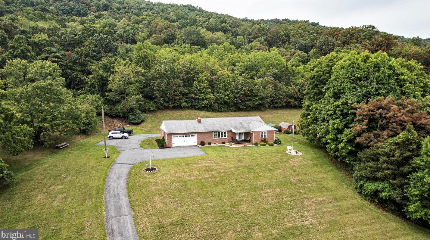 20636 Spring Run Rd, Spring Run, PA 17262