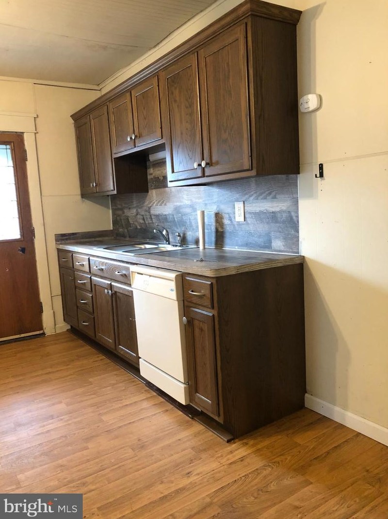 511 W King St, Lees Cross Roads, PA 17257