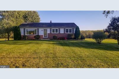 3888 Hill Road - Photo 1