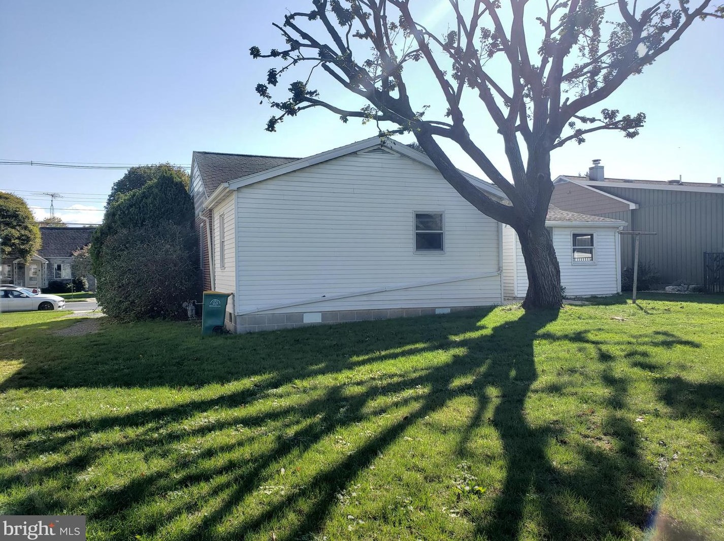 833 Coldbrook Ave, Chambersburg, PA 17201-3734