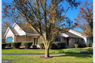 337 Stonegate Circle S - Photo 1